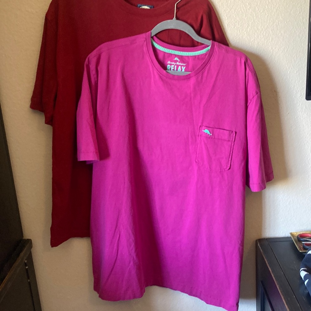 2 Tommy Bahama T shirts XL, XXL